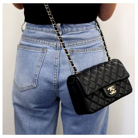 Chanel Bag Outfit, Bags Wishlist, Chanel Mini Flap Bag, Perfect Capsule Wardrobe, Classic Chanel, Dream Bags, Chanel Outfit, Chanel Mini, City Break