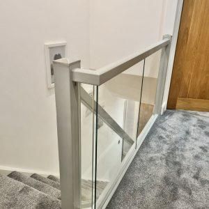 Oak Round Handrail, Baserail & Clamped Glass Landing Balustrade Kit (0.5 meter) - Stairfurb Glass Landing, Glass Bannister, Staircase Glass, Glass Staircase, Glass Balustrade, Newel Posts, Staircases, Glass Panels, Stairs