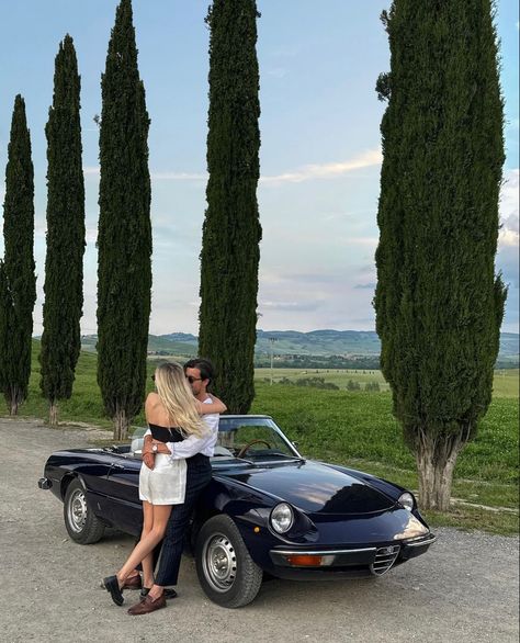 Car Poses, Vision Board Photos, Toscana Italia, Couples Vibe, Italy Aesthetic, Rich Lifestyle, Future Lifestyle, Rich Life, Italian Summer