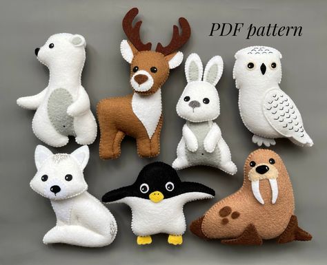 This PDF felt pattern is a tutorial with illustrations, text and full size pattern pieces (no need to enlarge or resize). Step by step you make toy yourself. Size: 10 -12 cm / 3.93 - 4.8 inch height. After purchase you can download and print this pattern within a few minutes. PDF tutorial includes: - step by step pictures - English step by step instructions. - Material list - Basic stitching guide - Real size pattern pieces for Print Felt Animal Templates, Felt Animals Diy, Cute Felt Animals, Animal Felt Patterns, Sewn Toys, Diy Felt Animals, Animal Felt, Felt Food Diy, Felt Animal Patterns