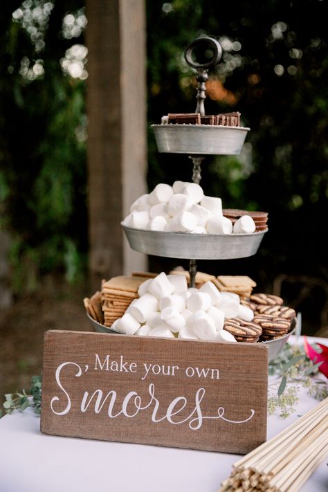 Wedding Marshmallow Station, Rustic Smores Bar Wedding, Smores Wedding Table, Boho Smores Bar, Smores Dessert Bar Wedding, S’mores At A Wedding, Graduation Smores Bar, S’more Set Up, S’more Display