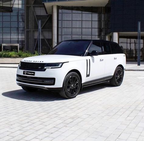 White Range Rover Autobiography, Matte White Range Rover, White Range Rover, Range Rover Sport 2018, Range Rover White, Range Rover Sv, Dream Cars Range Rovers, Range Rover Black, Range Rover Car