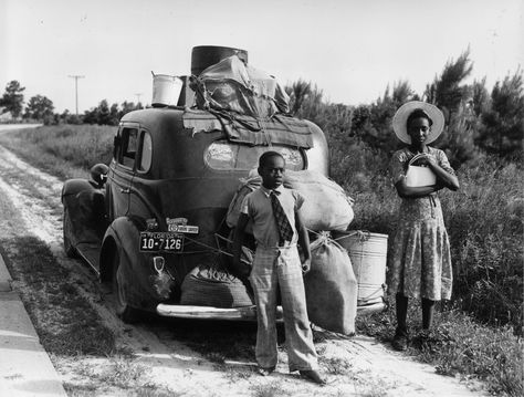 Learn about the various causes of the Great Migration, when millions of African-Americans migrated from southern states to northern and Midwestern cities. Great Migration, The Great Migration, African American Family, African American Culture, Black Authors, Jim Crow, African American History, What Is Life About, American History