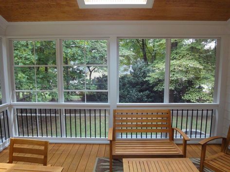 Deck into 3 season Room - DIY Eze Breeze DIY Windows Info 3 Season Porch Ideas, Eze Breeze Windows, Screen In Porch, Eze Breeze, Screened Porch Decorating, Old Screen Doors, 3 Season Porch, Patio Windows, Diy Screen Door