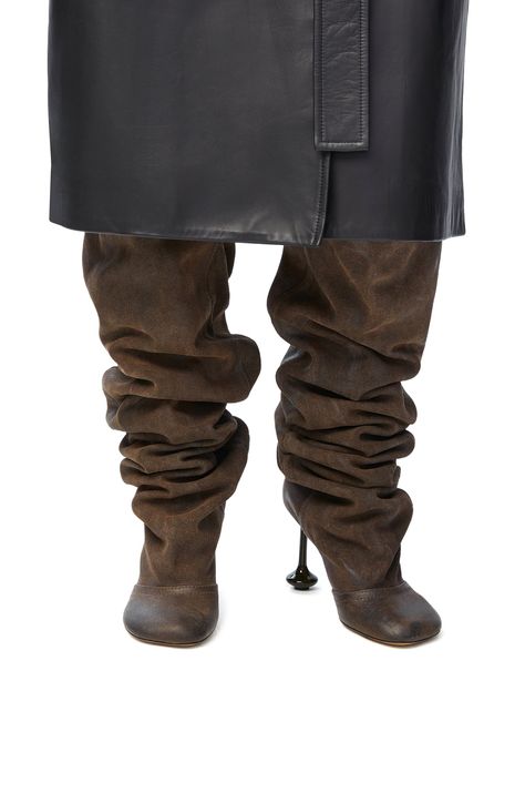 LOEWE Toy over the knee boot in waxed suede Taupe Trouser Design, Knee Boot, Suede Boots, Over The Knee Boots, Over The Knee, The Knee, Ankle Boots, Toys, Boots