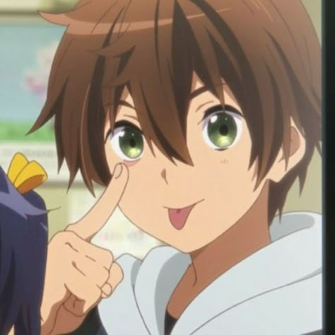 anime: love, chunibyo & other delusions! Rikka And Yuuta, Duos Icons, Home Beauty Tips, Best Anime Couples, Anime Gifs, Anime Fandom, Cute Anime Profile Pictures, Anime Love Couple, Couple Drawings