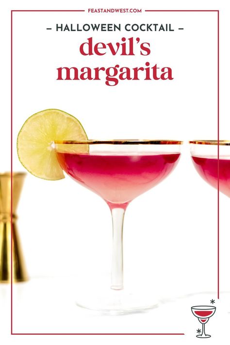 Enjoy a Devil’s Margarita, a regular lime margarita cocktail with a pretty float of red wine on top. Make it for Halloween or happy hour! Vodka Gummy Worms, Wine Float, Best Margarita Recipe, Spooky Dinner, Margarita Salt, Mezcal Cocktails, Pineapple Margarita, Lime Margarita, Spicy Margarita