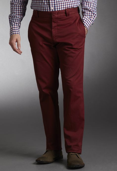 Incotex red chinos. Red Chinos, Trouser Outfit, Burgundy Red, Look At, Trousers, Mens Outfits, My Style, Pants, Red