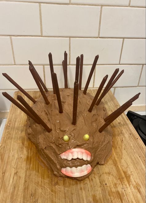 Ugly Hedgehog Cake, Japanese Knotweed, Ugly Cakes, Hedgehog Cake, Cake Fails, Hedge Hog, Funny Hedgehog, Fails, Birthday Cake