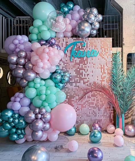 Sequence Backdrop With Balloons, Sequin Wall With Balloons, Champagne Birthday Party, Sequins Backdrop, Shimmer Backdrop, Champagne Birthday, Sequin Wall, Mermaid Birthday Party Decorations, Blue Champagne