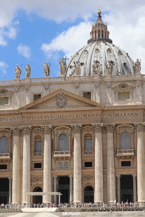 St Peters Square Vatican City, St Peters Basilica Aesthetic, Old Rome Aesthetic, Vatican Aesthetic, Vatican City Aesthetic, Ancient Rome Aesthetic, Palace Exterior, St Peters Square, Italian Scenery