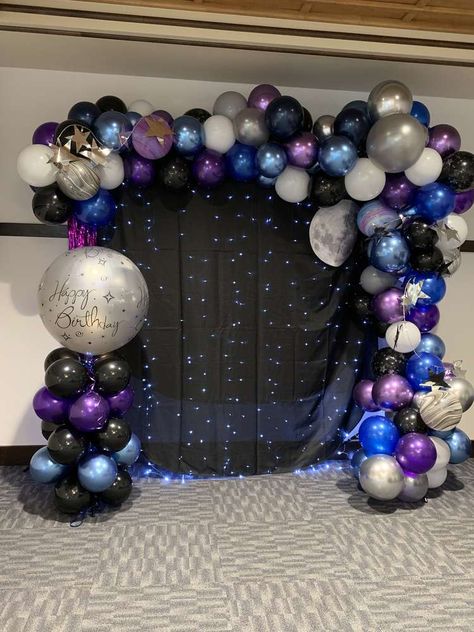 Birthday Decoration Themes Ideas, Space Party Theme Decorations, Galaxy Party Ideas Decoration, Tema Birthday Party Ideas 17, Moonlight Birthday Theme, Deco For Birthday Party Ideas, Galaxy Themed Decorations, Galaxy Bday Party Ideas, Galaxy Birthday Party Ideas Space Theme