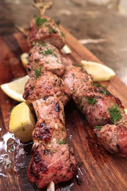 Pork Souvlaki with Creamy Tzatziki & Greek Salad Pork Slouvaki, Pork Souvlaki, Greek Pork, Pork Chop Dishes, Kabob Recipes, Grilled Fish, Pork Chop, Lamb Recipes, Greek Salad