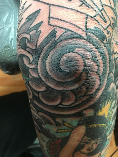 Cloud Elbow Tattoo, Cloud Japanese, Japanese Cloud Tattoo, Japanese Wave Tattoos, Spiral Tattoos, Tattoo S, Elbow Tattoo, Japanese Dragon Tattoo, Bat Tattoo