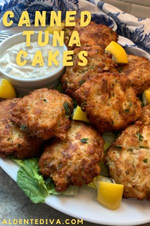 Easy Canned Tuna Cakes Tina Patties, Canned Tuna Cakes, Budget Lunches, Fried Tuna, Tuna Cakes Recipe, Tuna Fish Cakes, Mac Sauce Recipe, Tuna Fish Recipes, Easy To Make Recipes