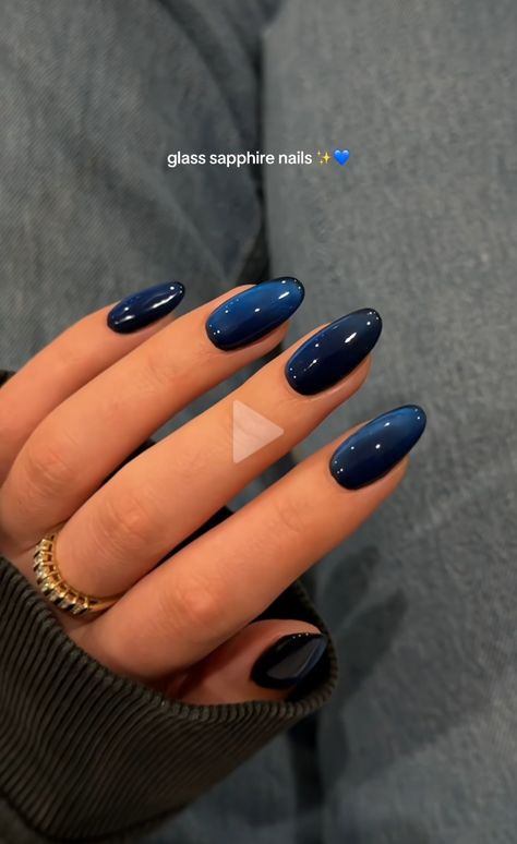 Nail Inspos On Dark Skin, Deep Blue Gel Nails, Oval Dark Blue Nails, Navy Blue Almond Nails Art Designs, Nail Art For March Ideas, Darker Nails Colors, Deep Navy Nails, Naive Blue Nails, Cool Blue Nail Designs