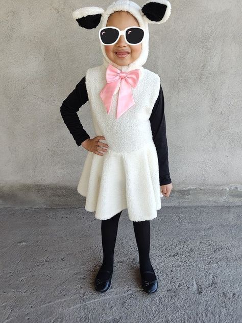 Una oveja en primavera 🌸 Sheep Costume, Sheep Costumes, Reformation Day, Hot Couture, Fish Costume, Tutu Costumes, Dont Look Back, Costume Party, Sheep