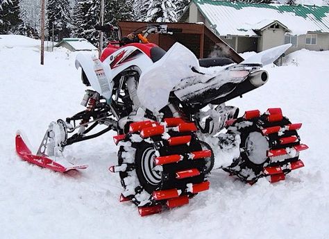 Snow quad. Sport Quads Atv, Snow Vehicles, Snow Toys, Hors Route, 4 Wheelers, Moto Cross, Four Wheelers, 4 Wheeler, Quad Bike