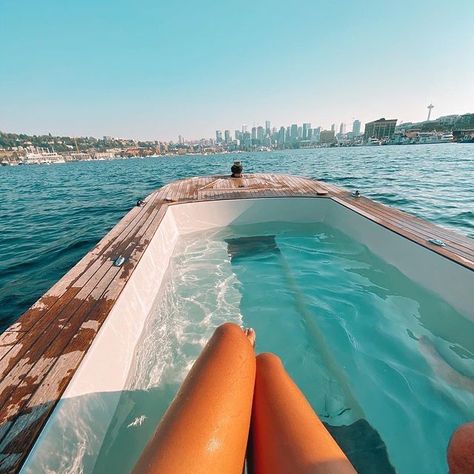 Hot Tub Boat, Day On The Lake, Lake Union, Cute Date Ideas, Epsom Salt, Seattle Washington, Days Out, Hot Tub, Boats