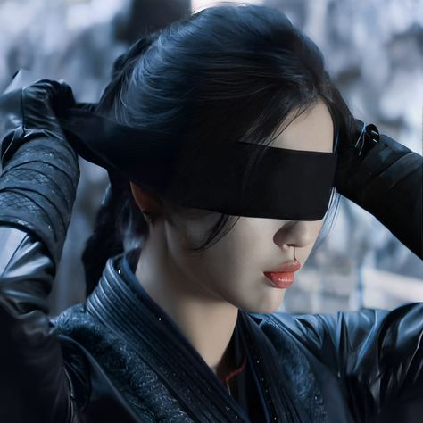 Blind Fold Aesthetic, Historical Cdramas, Blind Fold, Cai Lin, Ancient Dress, Lock Screen Wallpaper, Van, Anime, Quick Saves