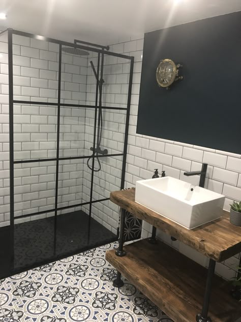 Shower Room Black And White, Wooden And Black Bathroom, Black Bathroom White Tile, Black White Shower Room, Industrial Bathroom Tiles, Black And White Industrial Bathroom, Black Bathroom Shower Head, Industrial Shower Room, Industrial Tile Bathroom