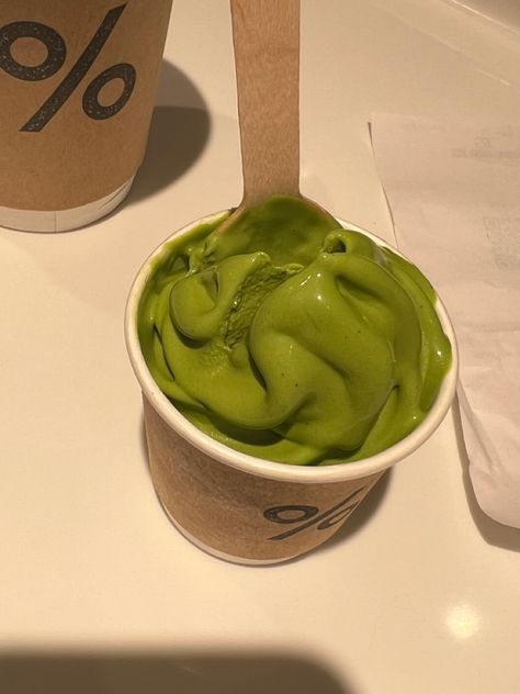 Ice Cream Matcha Aesthetic, Ice Cream Matcha, Matcha Ice Cream, Food Aesthetics, Cream Aesthetic, Matcha Green, Snap Food, Matcha Green Tea, Food Snapchat