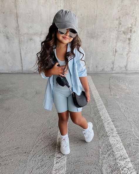 Kids Outfits Daughters, Fashion Baby Girl, Stylish Kids Outfits, Fashion Baby Girl Outfits, Baby Fits, Toddler Girl Style, Kids Fashion Clothes