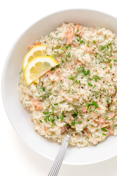 Risotto lovers – this one’s for you! This creamy salmon risotto recipe is easy to make and absolutely delicious. It features a decadent creamy risotto with salmon (cooked any way you like) that is finished off with the bright flavors of lemon and fresh herbs. Whether it’s a weeknight meal, dinner party or date night, this salmon risotto is a simple, elegant option perfect for any occasion. Recipe includes step-by-step instructions for both stovetop and the Instant Pot (pressure cooker). Risotto With Salmon, Salmon Risotto, Leek Risotto, Best Risotto, Risotto Recipes Easy, Healthy Rice Recipes, Creamy Salmon, Creamy Risotto, Saffron Recipes