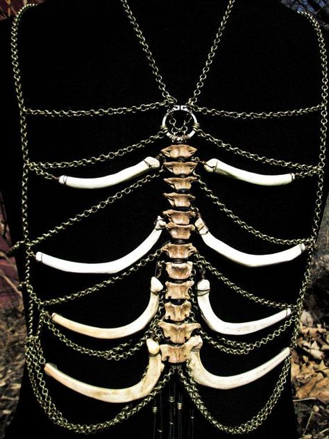 Skeleton Fashion, Skeleton Body, Chain Harness, Vulture Culture, Bone Crafts, Wire Wrapped Jewelry Diy, Greek Gods And Goddesses, Bone Art, Body Harness