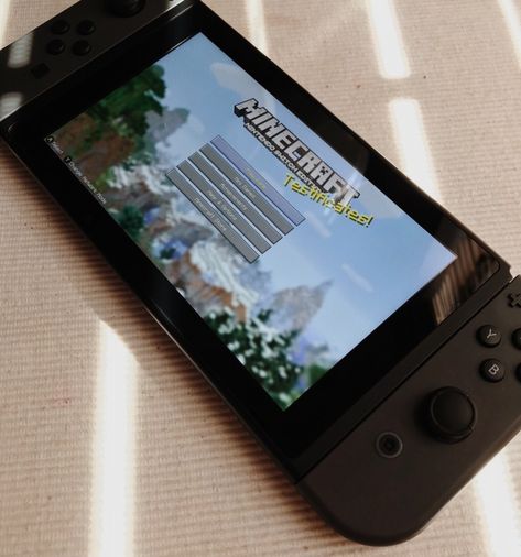 Nintendo Switch Minecraft, Nintendo Switch Aesthetic, Switch Aesthetic, Gamer Aesthetic, Switch Games, House White, Game Controllers, Teen Life, Clean House