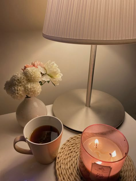 cozy evening, night time routine, calm vibe, candle lover, night aesthetic, evening routine, after work routine, before bed routine Room With Candles, Before Bed Routine, Cozy Room Aesthetic, Bed Routine, Clean Room Aesthetic, Night Time Tea, Bedtime Tea, Candle Night, Time Routine