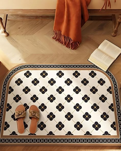 🗼✨ New Arrival! ✨🗼 Bonjour, style! Meet the Parisienne Door Mat from Maison Matta! 🇫🇷 Add a touch of Parisian charm to your entryway with this French-inspired welcome mat. Its chic beige and black fit a range of contemporary and vintage decor styles. The textured surface is stain-resistant and water-repellent, so you don’t need to worry about cleaning. Loved by our customers, the Parisienne kitchen and bath mats are some of the most loved products! Shop now and take advantage of our bund... Shoe Mat Entryway, Outdoor Front Door Mat, Parisian Apartment Kitchen, Front Entry Rug, French Parisian Decor, Entryway Mat Indoor, Mudroom Rug, Entryway Rug Ideas, Cute Doormats