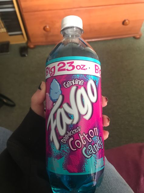 Faygo Cotton Candy, Cotton Candy Faygo, Yummy School Snacks, Juggalo Aesthetic, Faygo Soda, Peach Lip Gloss, Japanese Drinks, Cotton Candy Flavoring, Dr Pepper Can