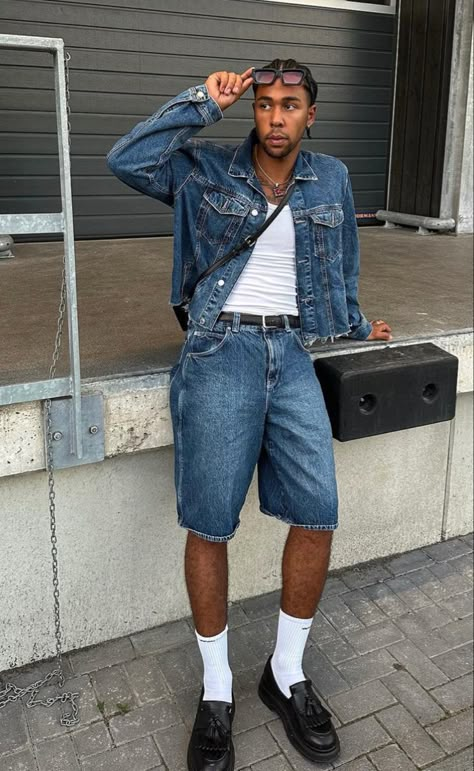 Shorts And Loafers Outfit, Outfits With Dr Martens, Dr Martens Loafers, Mens Street Wear, Loafers Men Outfit, Fashion Nova Men, Mens Fits, Dr Martens Outfit, Loafers Outfit