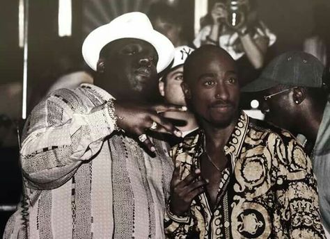 Biggie and The Legend Tupac Shakur 90s Rap Aesthetic, 2pac And Biggie, Rappers Delight, Tupac Photos, 90s Rappers Aesthetic, Tupac And Biggie, Tupac Makaveli, Tupac Wallpaper, 90s Rappers