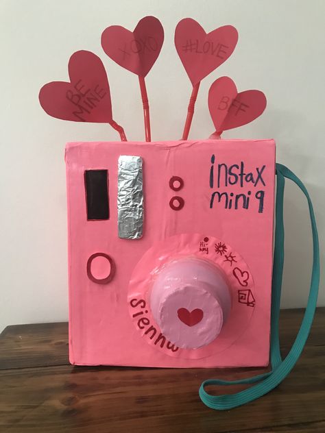 Cheer Valentines Box Ideas, Valentine’s Day Box Ideas For School Taylor Swift, Camera Valentines Day Boxes, Polaroid Camera Valentine Box Ideas, Boom Box Valentine Box Ideas, Boom Box Valentines Boxes, Valentine Day Mail Box Kids, Snoopy Valentine's Day, Girls Valentines Boxes