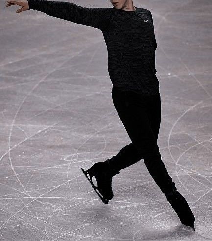 #ivanlukov #romancereader #romantic #fromlukovwithlove Skater Aesthetic Boy, Skate Boy Aesthetic, Ivan Lukov, Tori Spring, Figure Skating Aesthetic, Skate Boy, Male Figure Skaters, From Lukov With Love, Lukov With Love