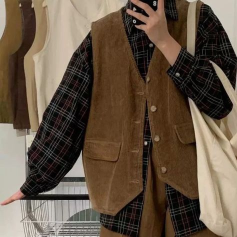 Vintage Plaid Long Sleeve Shirt Set with Corduroy Workwear Vest Plaid Shirt With Vest Outfit, Vintage Buttoned Vest For Winter, Vintage Workwear Vest Top, Vintage Vest Outfit, Vest Dark Academia, Vest Aesthetic, Workwear Vest, Outfit Oc, Brown Tailored Vintage Vest