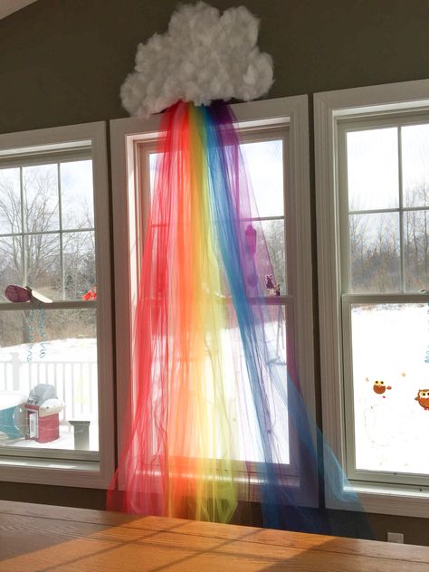 Daycare Decor, Diy Classroom Decorations, Preschool Classroom Decor, Sensory Room, Diy Classroom, Rainbow Decorations, Rainbow Theme, Paper Towel Roll Crafts, Class Decoration