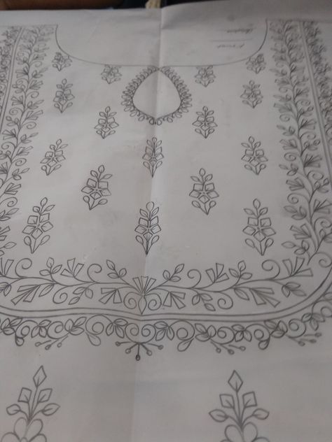 Yoke style design Hand Embroidery Yoke Designs, Embroidery Trace Design, Khaka Designs Embroidery, Yoke Embroidery Design, Sewing Machine Drawing, Yoke Embroidery, Machine Drawing, Embroidery On Paper, Embroidery Stitches Beginner