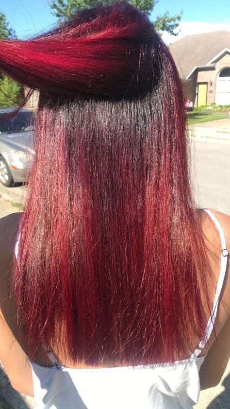 Dark Root With Red Hair, Black Shadow Root Red Hair, Burgundy Hair Shadow Root, Red Hair Shadow Root, Shadow Root Red Brown, Shadow Root Red, Red Shadow Root, Red Hair With Shadow Root, Red Roots Hair