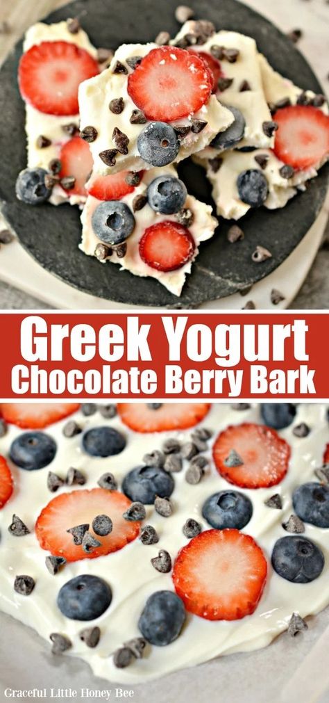 Try this super easy Greek Yogurt Chocolate Berry Bark for a fun and healthy snack on gracefullittlehoneybee.com Greek Yogurt Chocolate, Yogurt Bark Recipe, Yogurt Chocolate, Frozen Greek Yogurt, Yogurt Honey, Frozen Yogurt Bark, Yogurt Snacks, Peach Tart, Sliced Strawberries