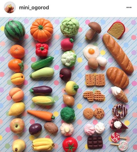 Mini Foods Clay Easy, Fimo Food Minis, Diy Clay Food, Model Magic Food, Clay Food Magnets, Mini Clay Food, Clay Crafts For Kids, Barbie Doll Set, Clay Magnets