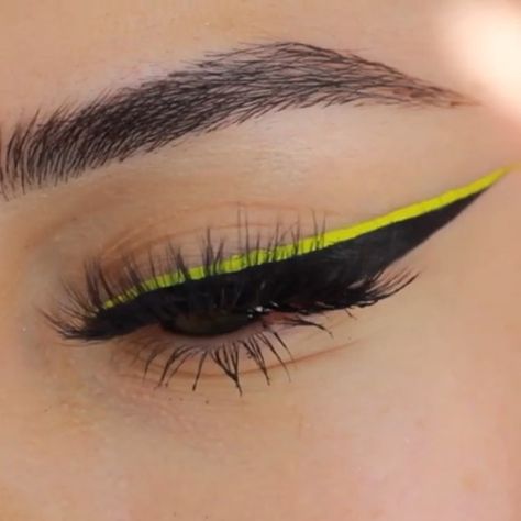 Flawless Dolls on Instagram: “SWIPE and choose your favorite look 1 or 2? 💚 @mrs_akaeva _ _ Tag someone who would like this! 💞” Eyeshadow White Eyeliner, Yellow Eyeshadow Looks, Neon Eyeshadow, Eyeshadow Tips, Yellow Eyeshadow, Neon Makeup, Eyeliner Tattoo, Pretty Makeup Looks, White Eyeliner