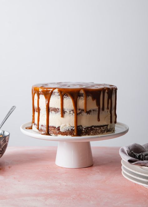 Toffee Pudding Cake, Sticky Toffee Pudding Cake, Regular Cake, Brown Sugar Cakes, Toffee Candy, Date Cake, Toffee Pudding, Sticky Toffee Pudding, Sticky Toffee