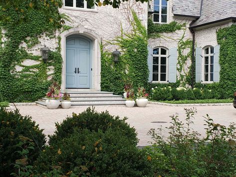 French Country Cottage Exterior, Colonial Landscaping, French Country Landscaping, French Country Houses, Chicago Landscape, Driveway Ideas, Blue Shutters, Stucco Homes, French Country Garden