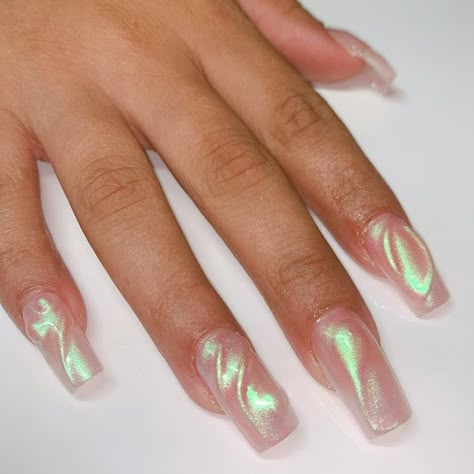 Irradecent French Tip Nails, Opal Iridescent Nails, Iridescent Nails Green, Iridescent Gel Nails, Iridescent Nails French Tip, Green Iridescent Nails, Iridescent French Tip Nails, Irridescent Nails, Iridescent Nails