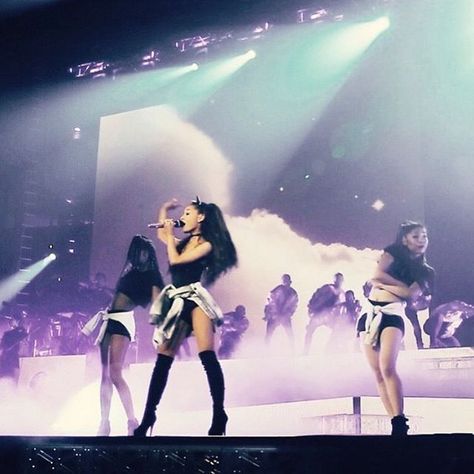 when i had the time of my life on the honeymoon tour. ♡ come to the @dangerouswomantour. ♡ Ariana Grande Performance, Ariana Instagram, Dangerous Woman Tour, Ariana Grande Gif, Ariana Grande Sweetener, Ariana Grande Style, Honeymoon Tour, Ariana G, Scream Queens