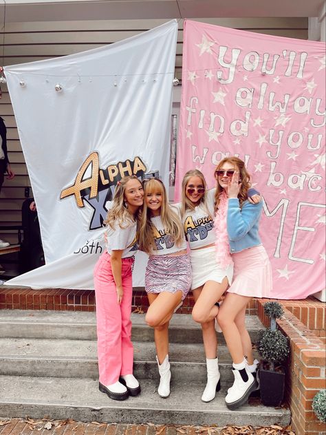 bid day banners that are diy. four girls posing in front of the banners. cute skirts and white boots. hannah montana themed. Hannah Montana Sorority Theme, Sorority Themes, Bid Day Themes, Sorority Recruitment, Phi Mu, Hannah Montana, Bid Day, Friendship Goals, White Boots