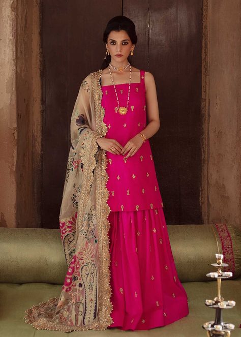 Pink Gharara, Grooms Mother, Ali Xeeshan, Upscale Fashion, Shocking Pink, Lehenga Skirt, Aari Embroidery, Scotland Uk, Wedding Clothes